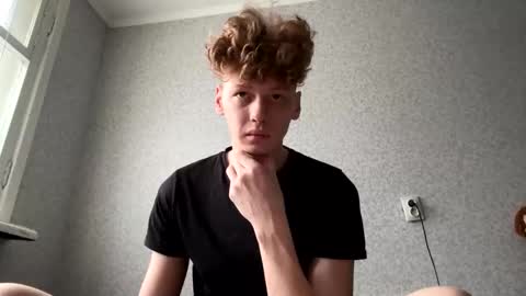 Snapshot of shyredstar chatting on 01-23-25, 11:15 Tom and Betty online show from 01-23-25, 11:15