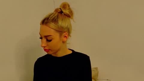 Anastasia online show from 01-11-26, 12:54