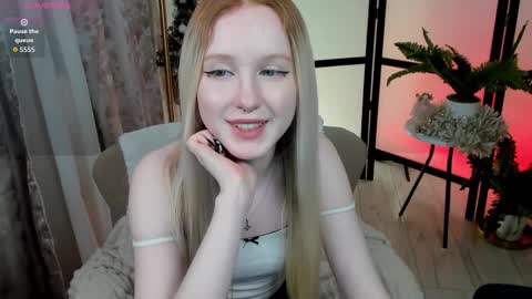 Sia online show from 12-14-25, 05:40