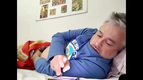 Snapshot of sibemolx chatting on 03-09-25, 01:04 sibemolx online show from 03-09-25, 01:04