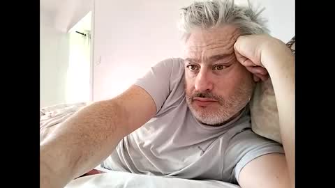 Snapshot of sibemolx chatting on 10-28-25, 09:24 sibemolx online show from 10-28-25, 09:24