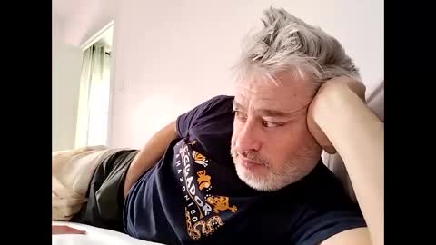 Snapshot of sibemolx chatting on 02-10-26, 10:41 sibemolx online show from 02-10-26, 10:41