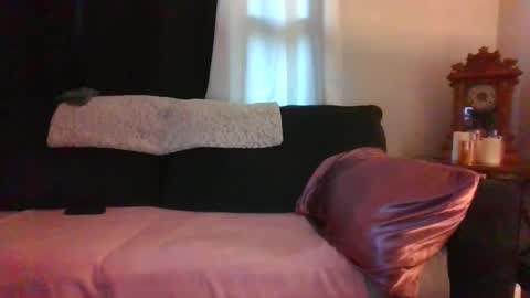 Mrs. St. Patrickk online show from 04-30-26, 03:51