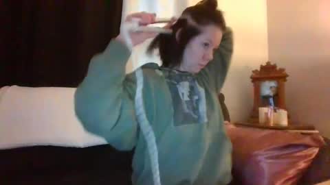 Mrs. St. Patrickk online show from 05-08-26, 02:55