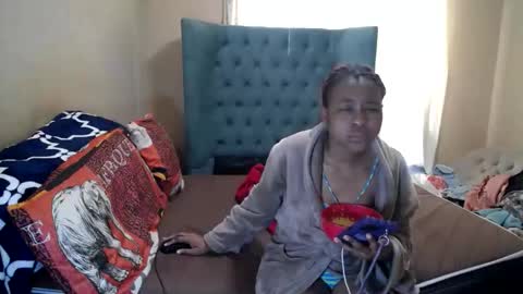 sieannabrown online show from 06-10-26, 11:42