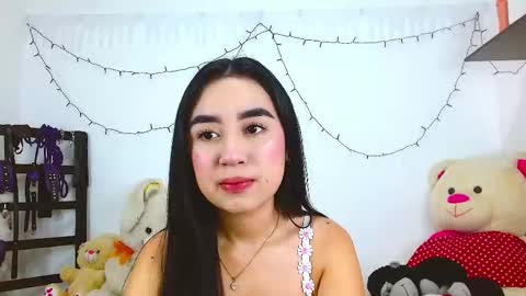 Snapshot of sienna_lorens chatting on 01-13-26, 01:16 Amber online show from 01-13-26, 01:16