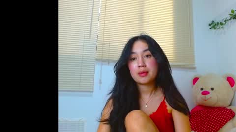 Snapshot of sienna_lorens chatting on 02-25-26, 03:10 Amber online show from 02-25-26, 03:10