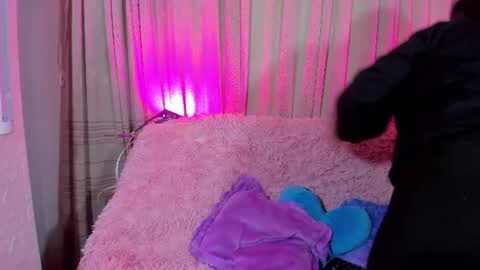 sienna_lux01 online show from 06-17-26, 03:20