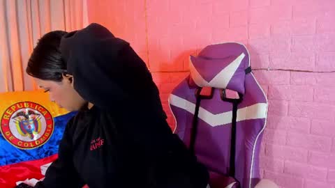 Snapshot of sienna_lux01 chatting on 06-18-26, 02:34 sienna_lux01 online show from 06-18-26, 02:34