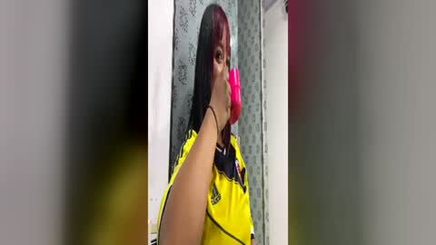 Snapshot of sienna_lux01 chatting on 06-24-26, 02:32 sienna_lux01 online show from 06-24-26, 02:32