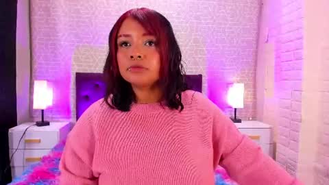 Snapshot of sienna_lux01 chatting on 07-08-26, 03:33 sienna_lux01 online show from 07-08-26, 03:33