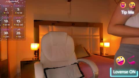 Sienna  online show from 11-13-25, 11:53