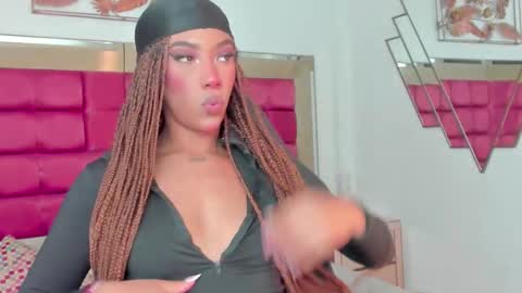 Sienna  online show from 03-09-26, 05:50