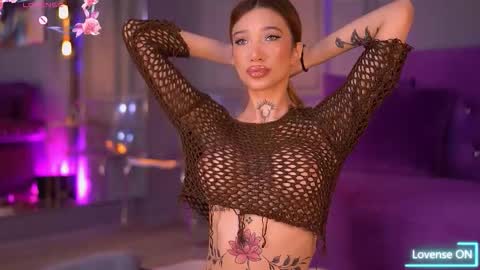 Sienna online show from 10-25-25, 05:51