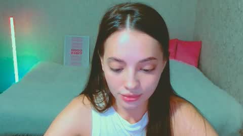 Sienna Mia online show from 07-07-26, 04:00