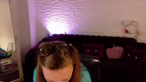 Snapshot of siennashinee chatting on 07-14-26, 07:08 siennashinee online show from 07-14-26, 07:08