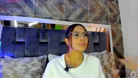    online show from 11-30-25, 04:44