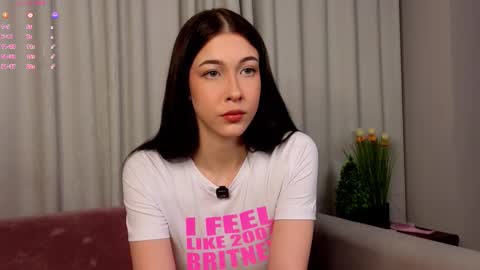 Eva  online show from 02-26-26, 11:42