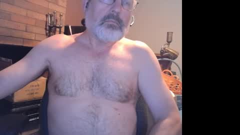 Snapshot of silent63 chatting on 09-27-25, 07:57 silent63 online show from 09-27-25, 07:57