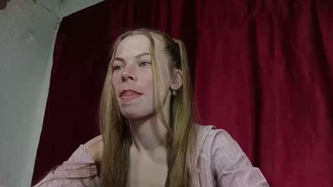 JULIANA online show from 03-10-26, 08:36