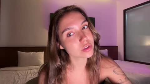 Snapshot of silicia_lu chatting on 02-04-26, 02:23 You fav Miss Si online show from 02-04-26, 02:23