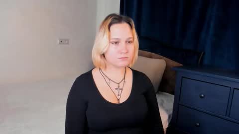 Eowyn online show from 11-18-25, 08:08