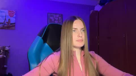 Erica online show from 04-24-26, 05:48
