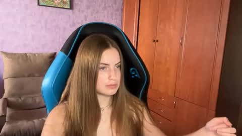 Erica online show from 06-10-26, 02:05
