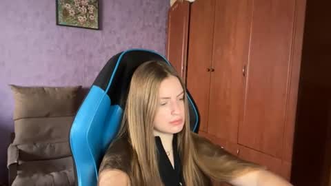 Erica online show from 06-29-26, 10:59
