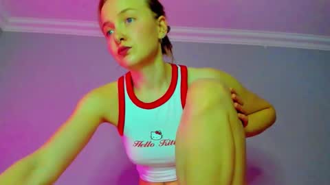 Mila online show from 11-25-25, 09:09