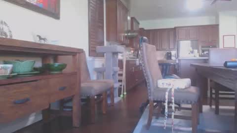 Snapshot of silkylvr chatting on 10-30-25, 06:30 Silkylvr Crossdresser online show from 10-30-25, 06:30