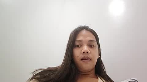 Snapshot of silkypandora chatting on 06-12-26, 10:58 Angela Rose online show from 06-12-26, 10:58
