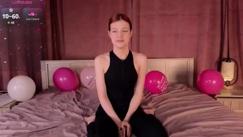 silly___woman online show from 01-09-26, 03:37