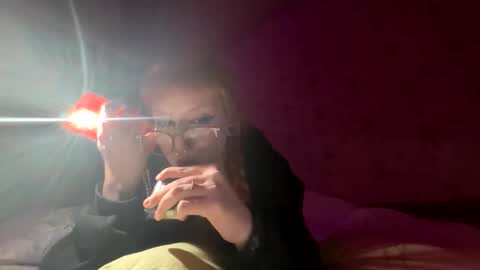 Snapshot of silly_soul chatting on 02-09-26, 09:52 Mia online show from 02-09-26, 09:52