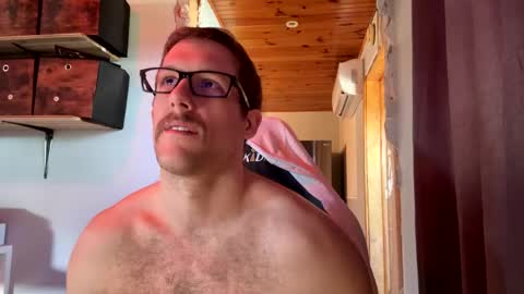 Silly Dilly Newfie online show from 05-05-26, 05:43