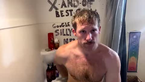 Snapshot of sillydillynewfie chatting on 07-08-26, 06:23 Silly Dilly Newfie online show from 07-08-26, 06:23