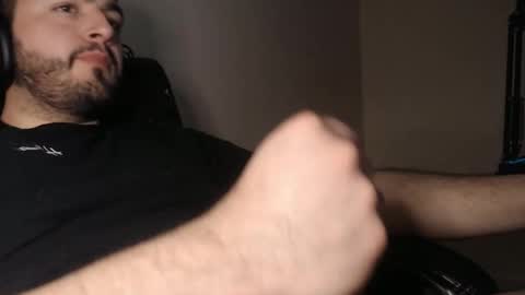 Snapshot of silva1018 chatting on 02-02-25, 06:26 Alvaro online show from 02-02-25, 06:26