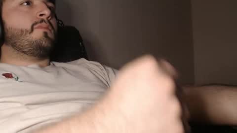 Snapshot of silva1018 chatting on 02-16-25, 07:37 Alvaro online show from 02-16-25, 07:37