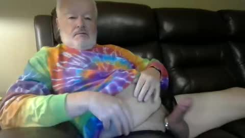 Daddy Bear online show from 11-20-25, 10:37