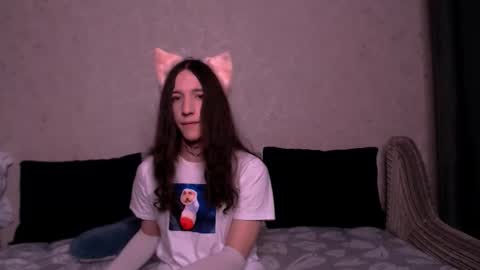 Snapshot of silvermuse chatting on 11-06-25, 06:42 silvermuse online show from 11-06-25, 06:42