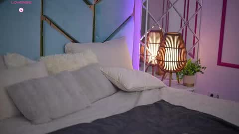  Kristina Kris  online show from 06-21-26, 07:00