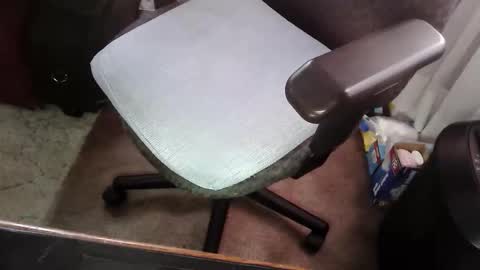 Snapshot of silversenior chatting on 06-04-26, 02:34 Silver online show from 06-04-26, 02:34