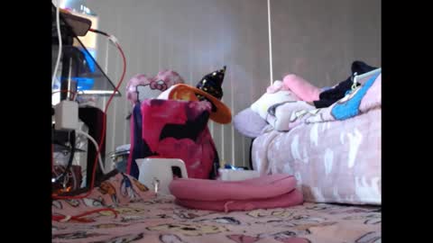 Snapshot of silviajpn chatting on 10-01-25, 02:39 silviajpn online show from 10-01-25, 02:39