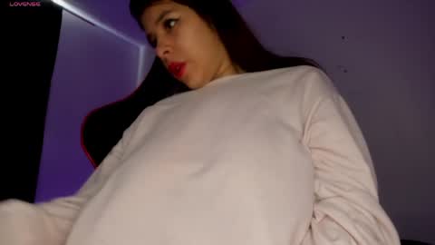 Snapshot of silviarichie_jade chatting on 05-06-26, 03:39 silvia online show from 05-06-26, 03:39