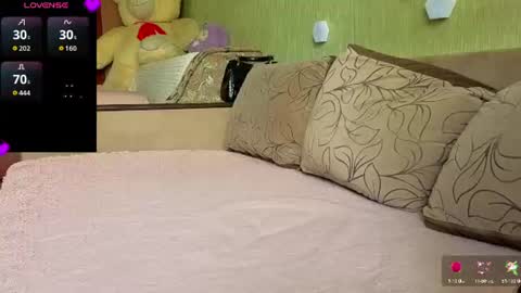 Snapshot of silviasexyy chatting on 06-09-26, 09:54 miss Anna online show from 06-09-26, 09:54