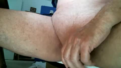 Snapshot of silvrfoxxx chatting on 05-23-26, 05:39 Sugr online show from 05-23-26, 05:39
