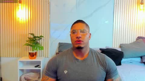 Snapshot of simeone_panda chatting on 02-03-25, 12:03 simeone_panda online show from 02-03-25, 12:03
