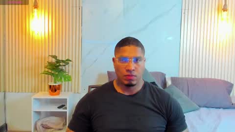 Snapshot of simeone_panda chatting on 02-04-25, 12:00 simeone_panda online show from 02-04-25, 12:00