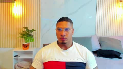 Snapshot of simeone_panda chatting on 02-10-25, 12:08 simeone_panda online show from 02-10-25, 12:08