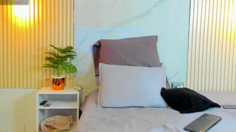 Snapshot of simeone_panda chatting on 02-12-25, 05:58 simeone_panda online show from 02-12-25, 05:58